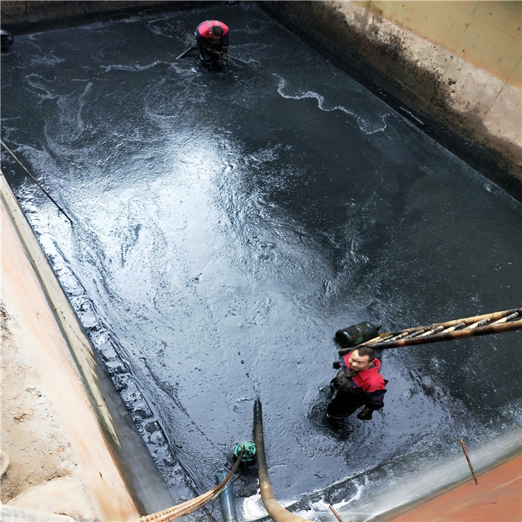 沾益废水池清理